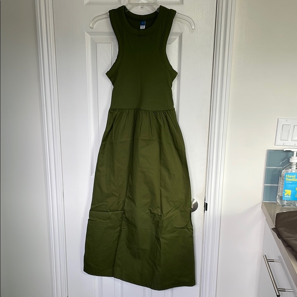 Olive Green Sleeveless Midi Dress